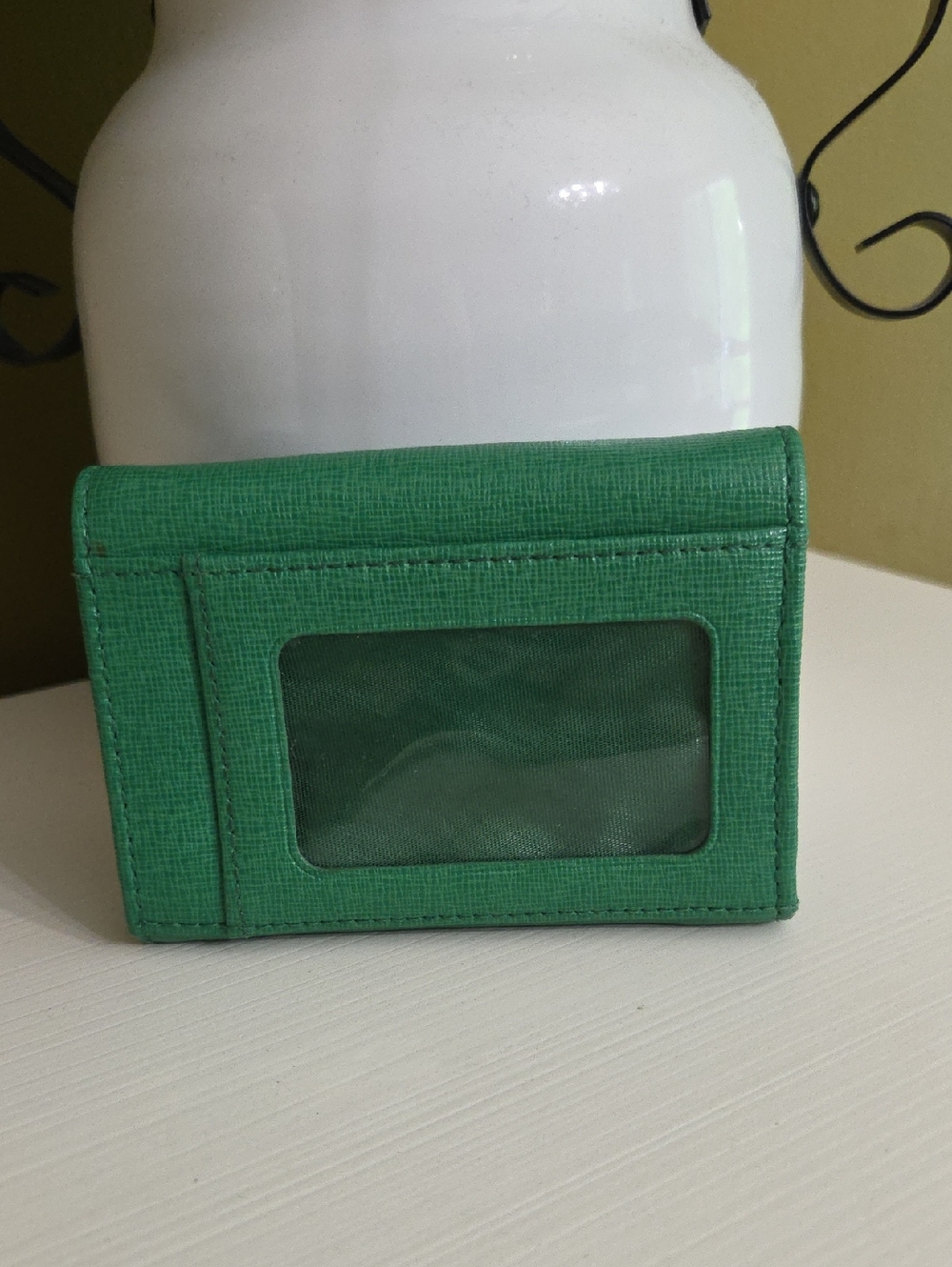 Furla Green Credit Card Leather Compact with Gold Logo - Picture 2 of 11